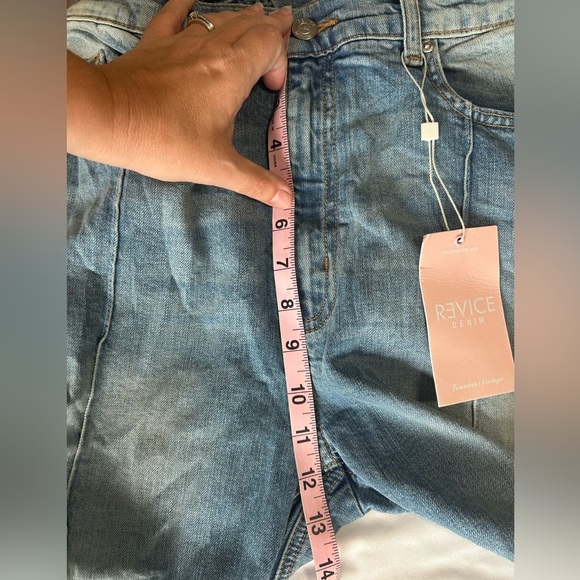 NEW with tags Revice Venus Star Jeans - Picture 9 of 9